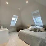 شقة Exclusive Apartment, Location In *