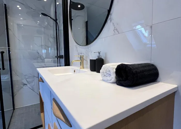 Leilighet Exclusive Apartment, Location In