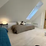 Exclusive Apartment, Location In