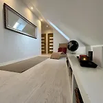 Apartmán Exclusive Apartment, Location In *