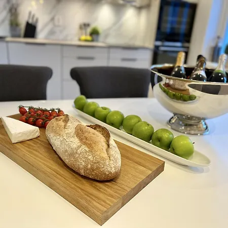 Exclusive Apartment, Location In Apartmán